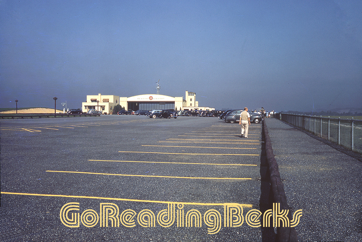 Reading Municipal Airport, 1941