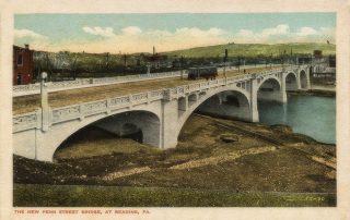 Penn Street old iron truss bridge looking northeast