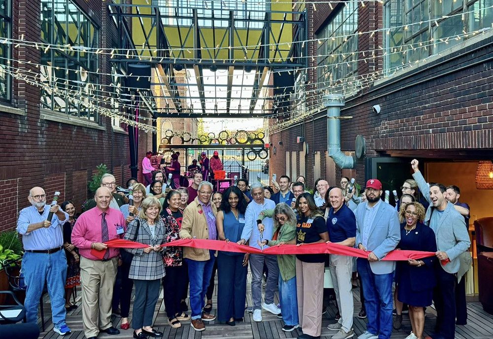 Thorn Alley at GoggleWorks